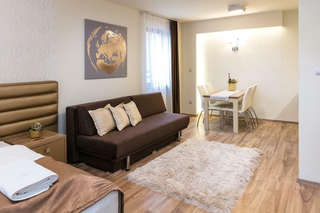 Foter Rezidencia 2 Aparthotel Gyor Bagian luar foto