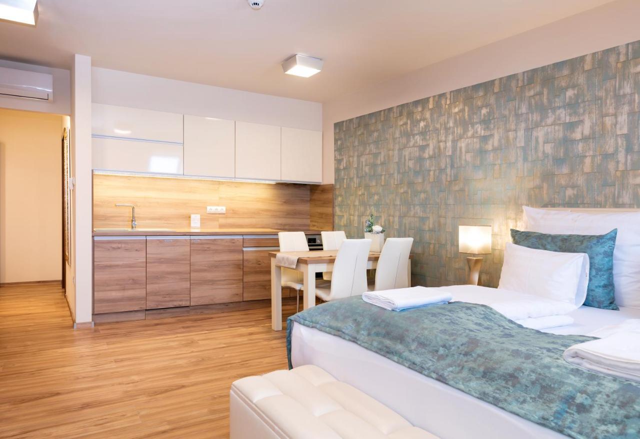 Foter Rezidencia 2 Aparthotel Gyor Bagian luar foto