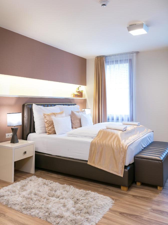 Foter Rezidencia 2 Aparthotel Gyor Bagian luar foto